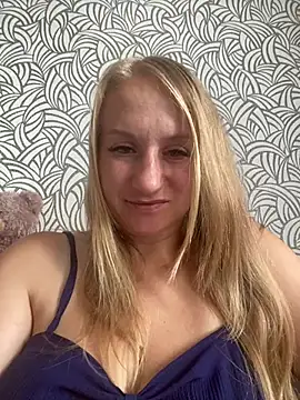 Snapshot of Emilia_ki chatting on July 2026 11:52:02 AM Emilia ki online show from July 2026 11:52:02 AM