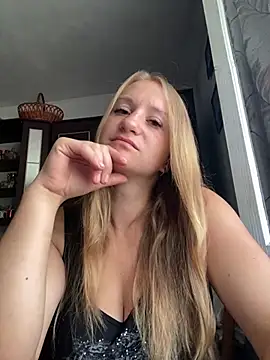 Snapshot of Emilia_ki chatting on August 2026 04:37:02 AM Emilia ki online show from August 2026 04:37:02 AM