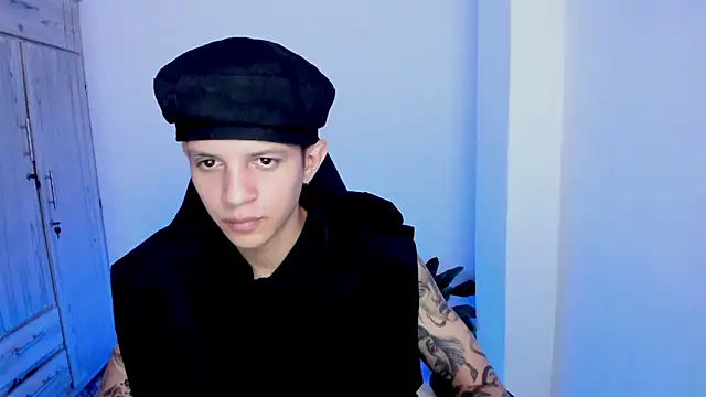 Snapshot of tylerrnova chatting on July 2026 03:31:02 AM tylerrnova online show from July 2026 03:31:02 AM