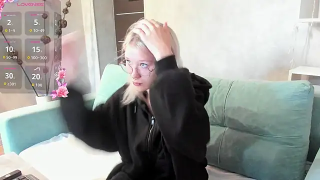 Snapshot of Nika-Smith chatting on August 2026 09:25:02 AM Nika-Smith online show from August 2026 09:25:02 AM