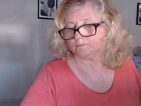 NoraMelow online show from July 2026 07:44:01 AM