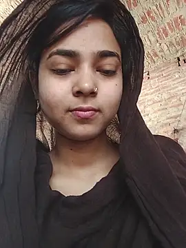 Snapshot of Simran_143 chatting on June 2026 05:38:02 AM Simran 143 online show from June 2026 05:38:02 AM