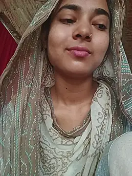 Snapshot of Simran_143 chatting on July 2026 04:38:01 AM Simran 143 online show from July 2026 04:38:01 AM