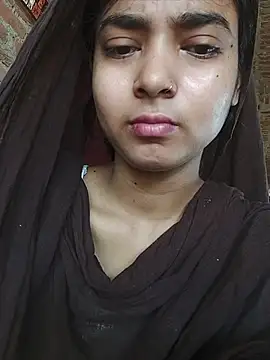 Snapshot of Simran_143 chatting on July 2026 04:59:02 AM Simran 143 online show from July 2026 04:59:02 AM