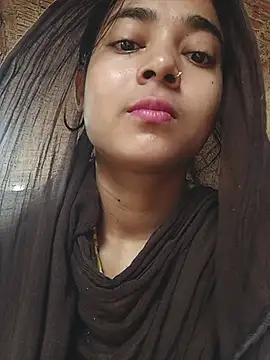 Snapshot of Simran_143 chatting on July 2026 04:54:02 AM Simran 143 online show from July 2026 04:54:02 AM
