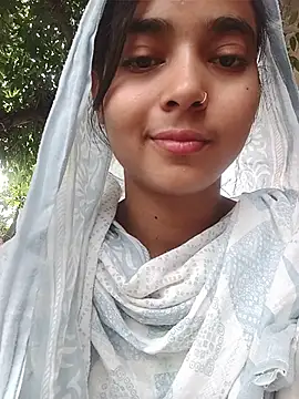Snapshot of Simran_143 chatting on July 2026 05:17:01 AM Simran 143 online show from July 2026 05:17:01 AM