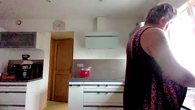 coquinesensuel online show from August 2026 06:12:01 AM