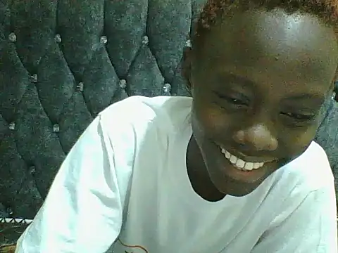 Tish Leylah online show from June 2026 04:41:01 PM