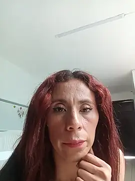 Loren queen  online show from July 2026 01:15:02 PM