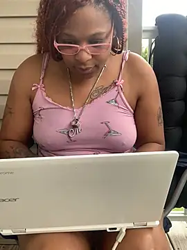 Snapshot of HypnotiqVibez chatting on July 2026 04:48:02 PM HypnotiqVibez online show from July 2026 04:48:02 PM