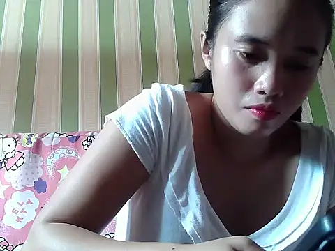Snapshot of sophie_193 chatting on July 2026 04:59:02 AM sophie 193 online show from July 2026 04:59:02 AM