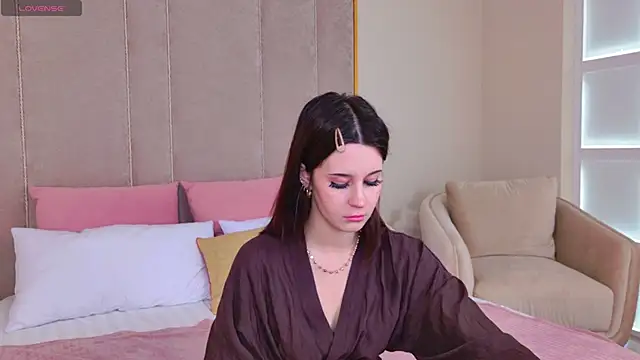 SelenaAlmond online show from June 2026 05:10:01 AM