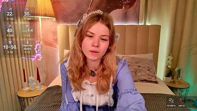 ChloeWells online show from June 2026 03:31:01 AM