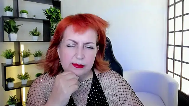 Joana Woods online show from July 2026 08:32:01 AM