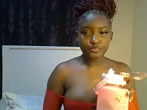 Snapshot of Ebonybarbieeee chatting on July 2026 04:31:01 PM Ebonybarbieeee online show from July 2026 04:31:01 PM
