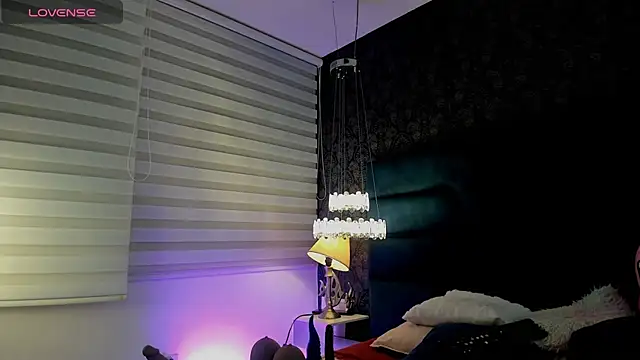 SteisyRoss online show from July 2026 11:51:01 PM