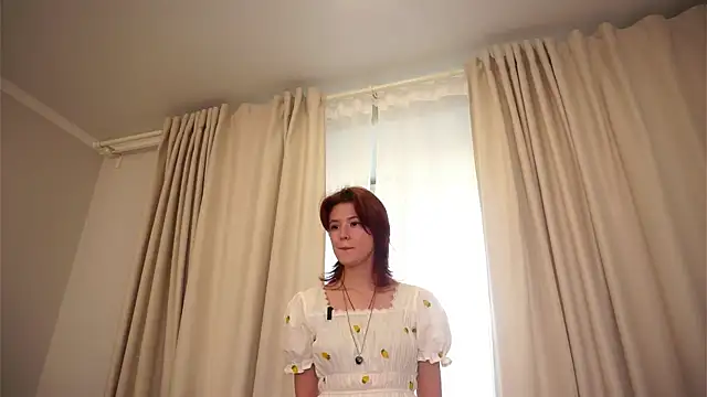 LucieCouchenour online show from June 2026 04:22:02 PM
