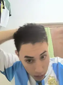 Snapshot of Thiagoo_Vega chatting on July 2026 12:24:01 AM Thiagoo Vega online show from July 2026 12:24:01 AM