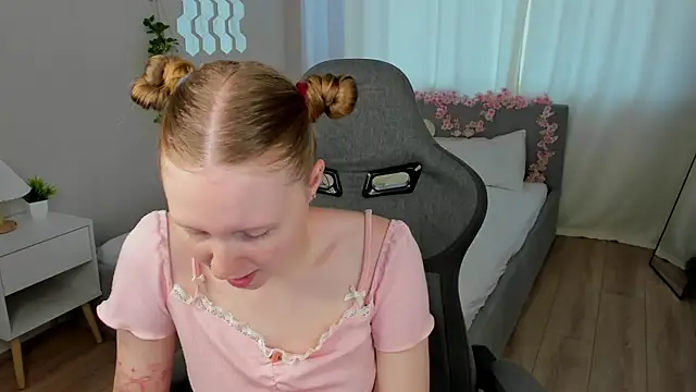 LiliTiny online show from July 2026 01:58:33 AM