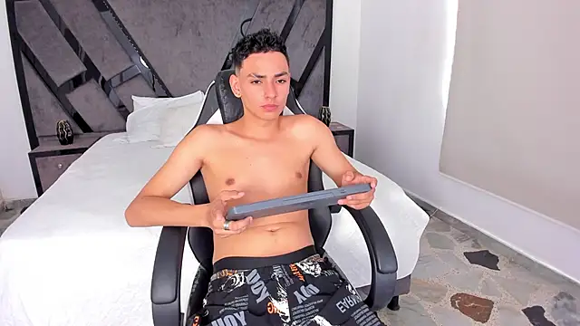 Snapshot of JustNova_ chatting on June 2026 12:57:02 PM JustNova online show from June 2026 12:57:02 PM