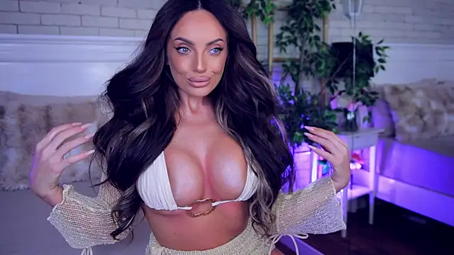 Snapshot of annabellahot chatting on June 2026 03:59:02 AM annabellahot online show from June 2026 03:59:02 AM