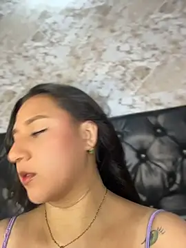 Lau Dreamgirl online show from June 2026 06:01:01 PM