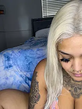 Snapshot of sweet_cataleya12 chatting on July 2026 07:01:02 PM sweet cataleya12 online show from July 2026 07:01:02 PM