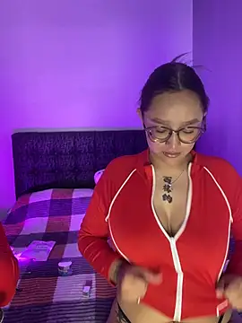 Annieandhannie online show from July 2026 07:38:02 PM