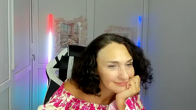 OliviaKateee online show from June 2026 12:15:01 PM