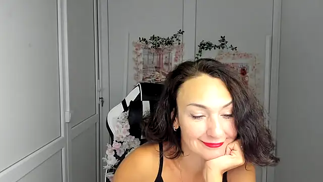 OliviaKateee online show from August 2026 05:53:02 AM