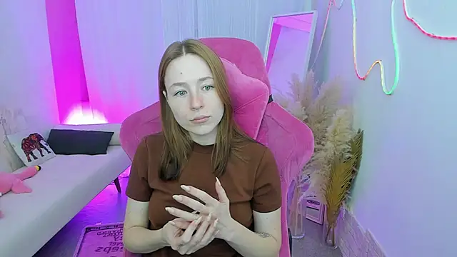 DamnWitchh online show from June 2026 05:41:02 AM