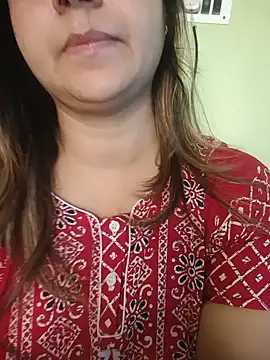 Snapshot of inaya_bhabhi69 chatting on June 2026 06:44:01 AM inaya bhabhi69 online show from June 2026 06:44:01 AM