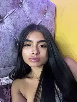Snapshot of Samantha_098 chatting on July 2026 02:07:01 AM Samantha 098 online show from July 2026 02:07:01 AM