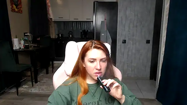 Reginasmilee online show from April 2026 02:17:01 AM