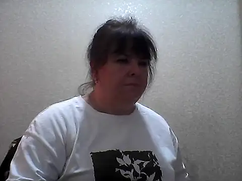 Snapshot of HannahAna39 chatting on June 2026 06:52:01 AM HannahAna39 online show from June 2026 06:52:01 AM