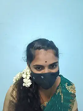 Snapshot of Megavarthinii chatting on July 2026 04:43:02 PM Megavarthinii online show from July 2026 04:43:02 PM
