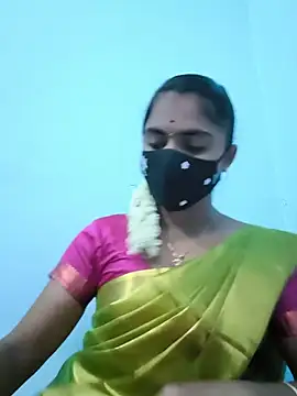 Snapshot of Megavarthinii chatting on August 2026 01:18:01 AM Megavarthinii online show from August 2026 01:18:01 AM