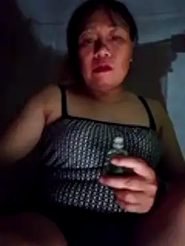 Snapshot of Moon_squirtt chatting on July 2026 01:58:01 PM Moon squirtt online show from July 2026 01:58:01 PM