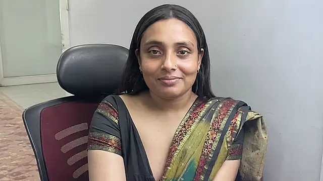 SAmirahha Banu online show from June 2026 06:34:01 PM
