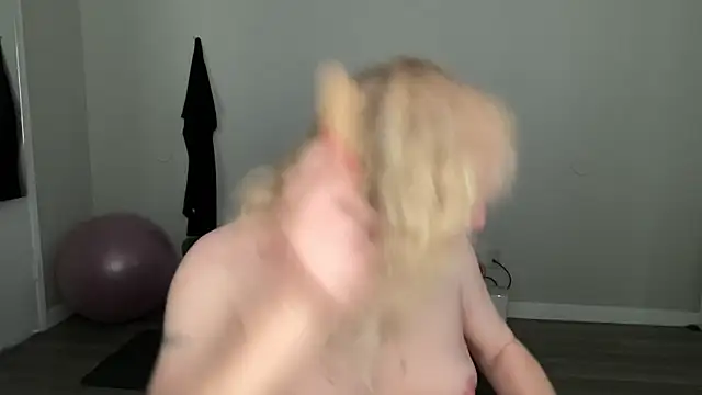 silverbanger3 online show from March 2026 05:18:02 PM