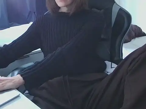 anneee8 online show from June 2026 06:25:02 PM
