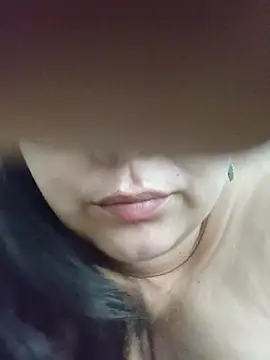 Snapshot of VictoriaBloom25 chatting on July 2026 05:15:02 PM VictoriaBloom25 online show from July 2026 05:15:02 PM