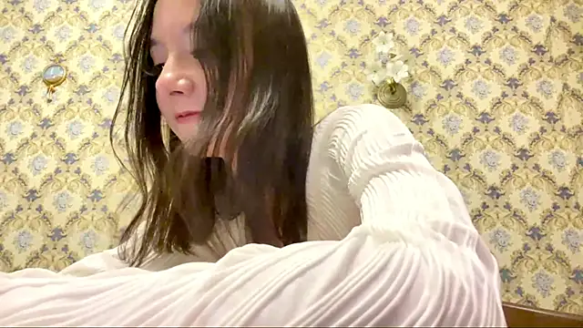 AftonRouillard online show from June 2026 08:10:01 PM