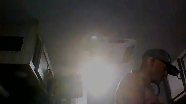 Snapshot of Reelg21 chatting on July 2026 08:01:02 AM Reelg21 online show from July 2026 08:01:02 AM