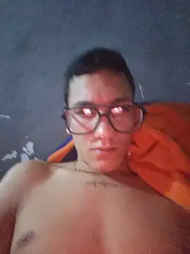Snapshot of Casikeee chatting on July 2026 02:51:02 AM Casikeee online show from July 2026 02:51:02 AM