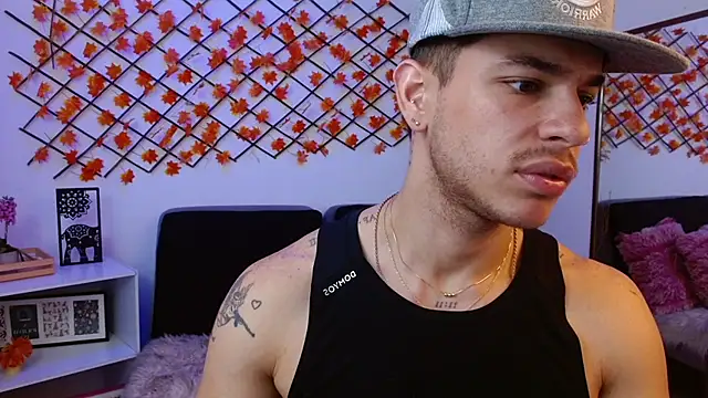 Snapshot of _Juan023_ chatting on July 2026 04:04:01 AM Juan023 online show from July 2026 04:04:01 AM