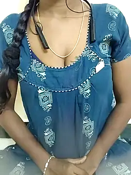 Slikylove01 online show from August 2026 05:37:02 PM