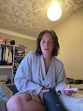 Eleaoff online show from July 2026 09:50:02 PM
