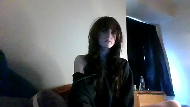 Snapshot of Yourlittlefoxie chatting on July 2026 09:43:01 PM Yourlittlefoxie online show from July 2026 09:43:01 PM