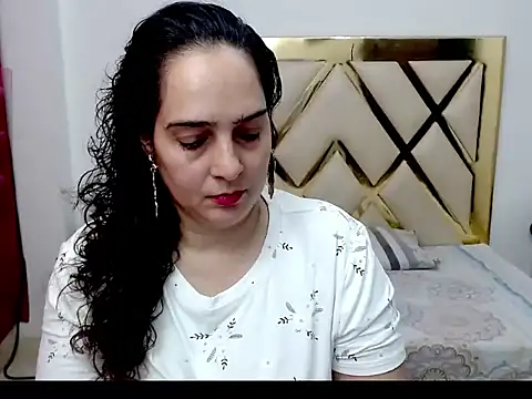 Snapshot of rebecamontero chatting on July 2026 04:42:02 PM rebecamontero online show from July 2026 04:42:02 PM